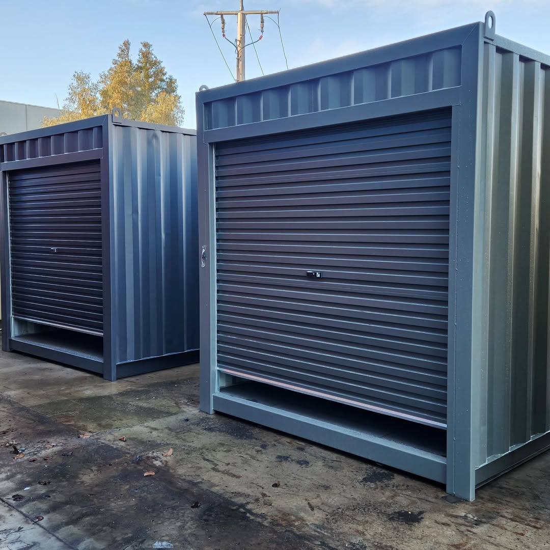 10ft x 8ft New Shipping Container with S4 Roller Shutter Door - Image 3