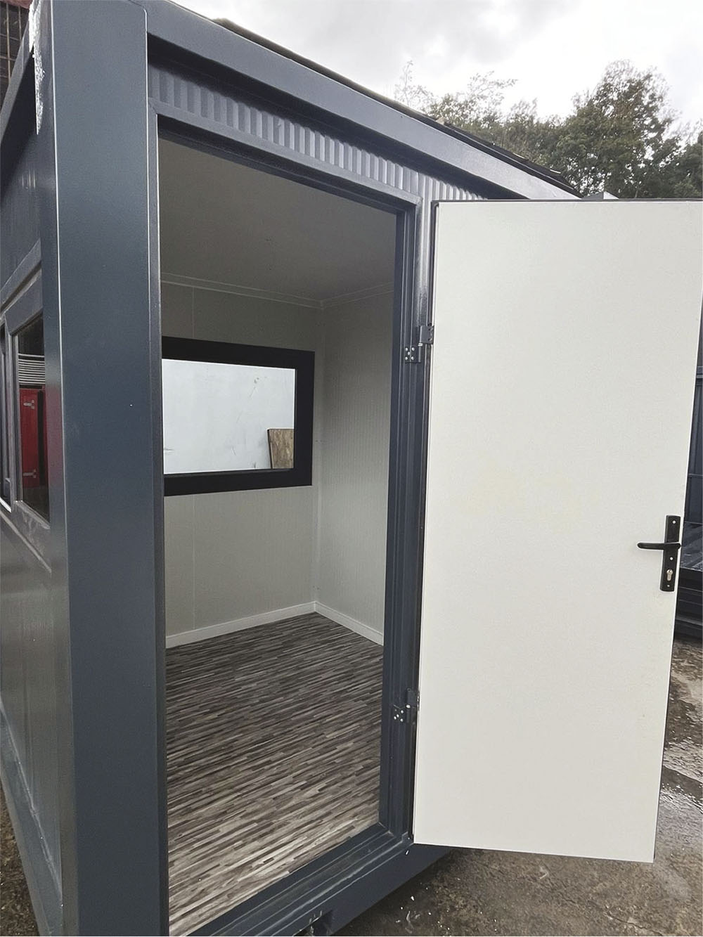 7x7ft Turnkey Steel Security Cabin - Image 2