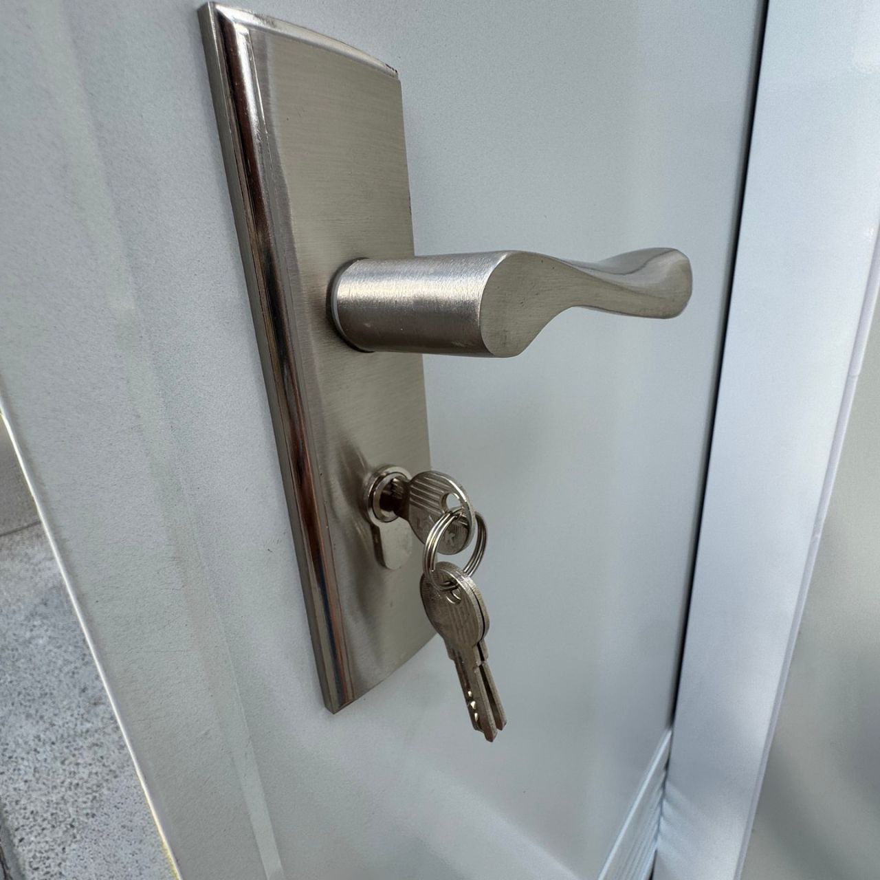 Fully equipped ADA-accessible modular restroom pod - Image 8