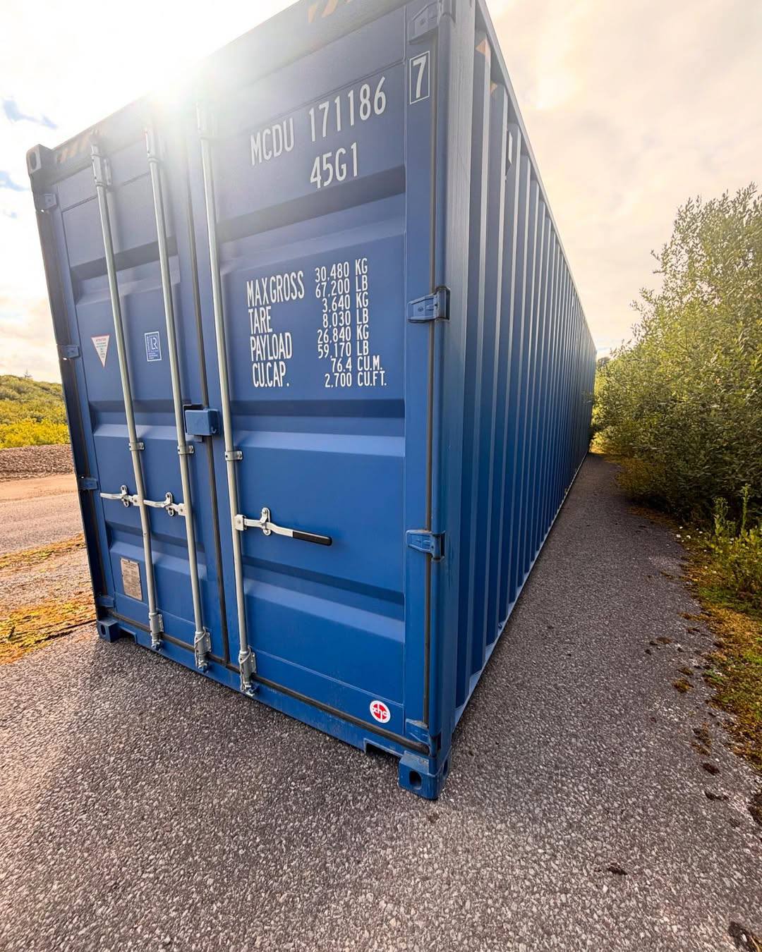 40ft High Cube Containers for sale or hire - Image 4