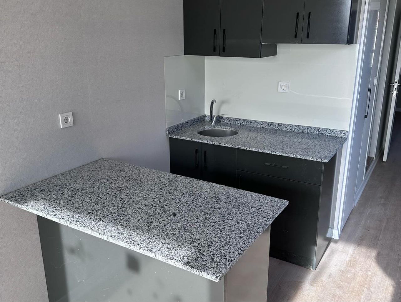 40-ft modular container home - Image 5